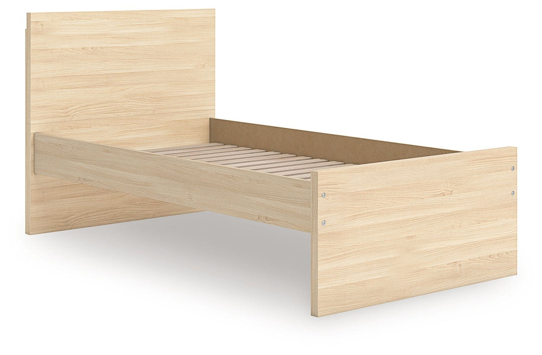 Onita - Panel Platform Bed